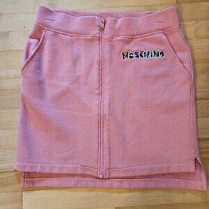 Pink Moschino skirt with zipper in front